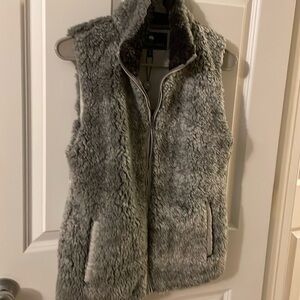Southern Shirt grey fuzzy vest NWT